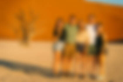 Jojo, Julien, Manon, Mathou & Simon posing near dead tree at sunset