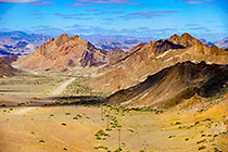 dert & mountains along Orange river