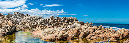 panorama | rocky seashore