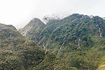 mountains around Fox glacier