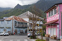 houses in town