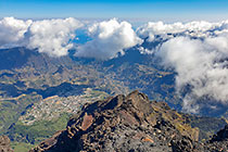 Cilaos circus & mountains under clouds