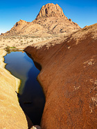 rock pool between granitre rocks
