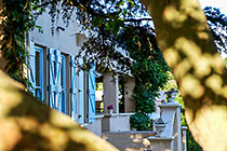 house & garden