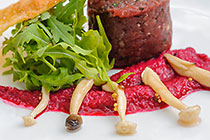 menu | ostrich tartare